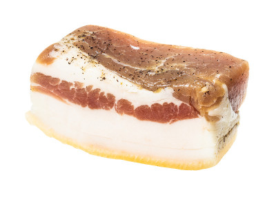 一大块桶盐腌沙罗肉层