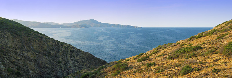 朱砂海岸的全景