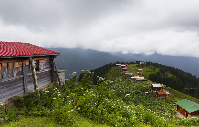 卡卡尔山