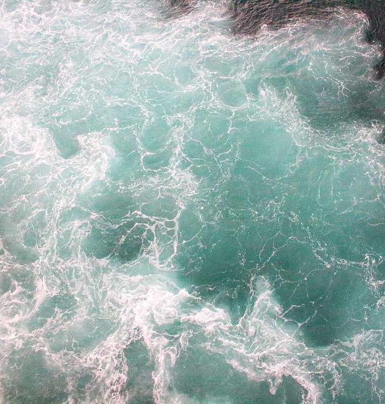 流动的水痕迹