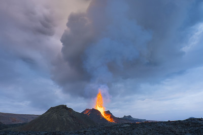 冰岛火山喷发