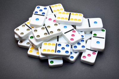 domino