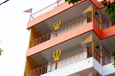 布纳特湿婆寺，Rishikesh，印度