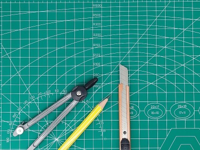 在印刷工作室中静止不动的大角度视图
