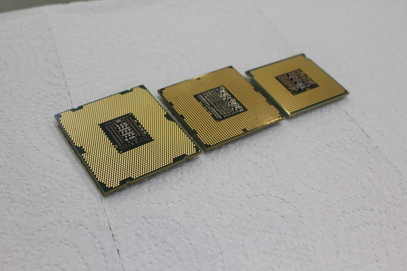 英特尔处理器cpu特写电脑775引脚