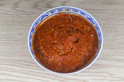 碗里的肉酱