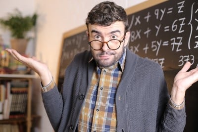 在数学课上道歉的老师
