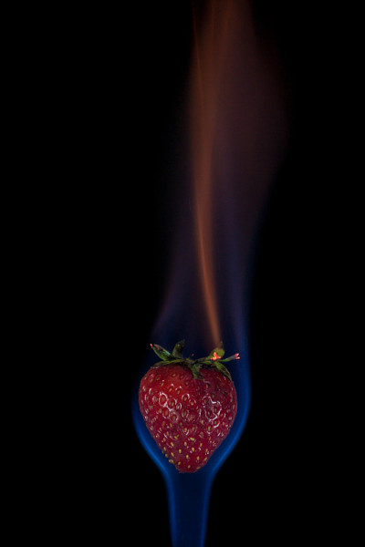 草莓着火了