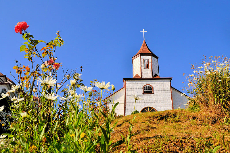 历史悠久的木制教堂，由耶稣会建造，Chiloe，智利