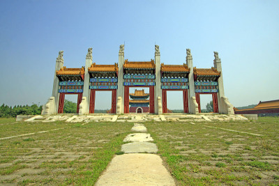 2015年5月23日，中国河北省遵化市，清代东王陵龙凤门景观建筑
