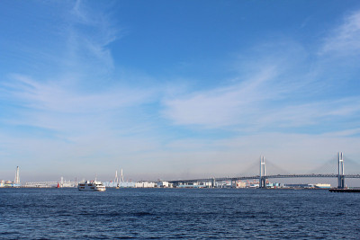 风景日本横滨民atomirai。横滨海湾大桥。