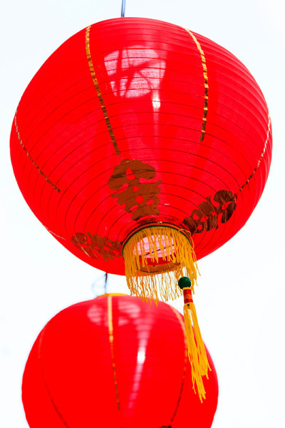 大红灯笼高高挂