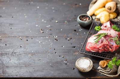 烤鹿或鹿肉