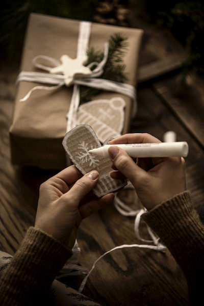 Christmas present decoration in rustic cozy ambien