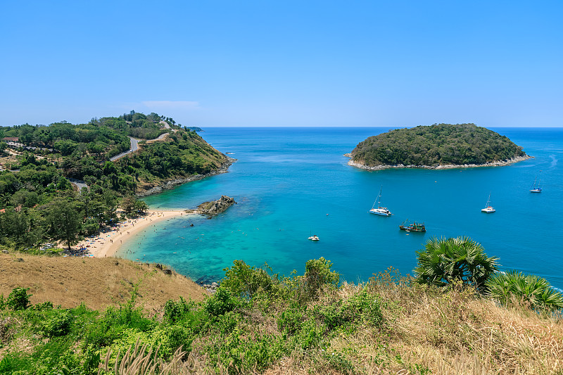 美丽的安达曼海从风车景点附近的蓬贴角，普吉岛，泰国