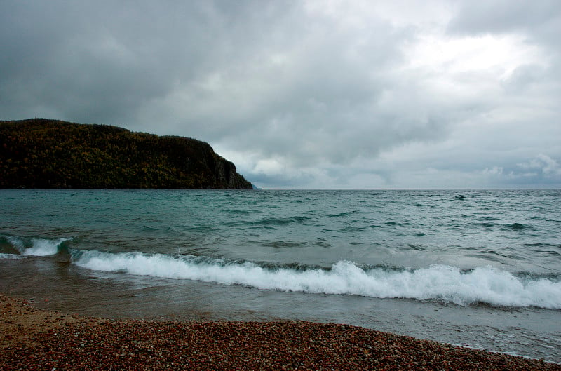 暴风雨的海滩