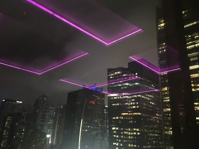纽约曼哈顿摩天大楼的夜晚。