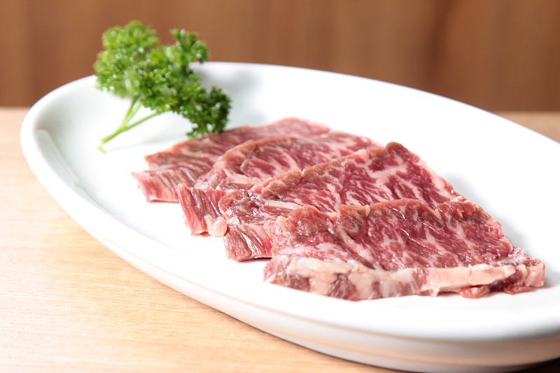 生牛肉