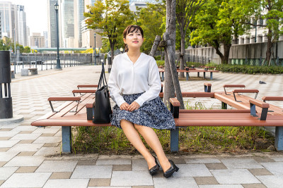 年轻的女员工