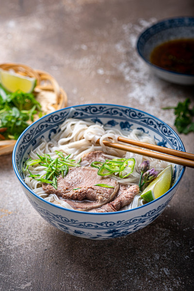 牛肉面，辣酱面，什锦香草面