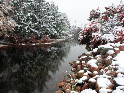 水和雪