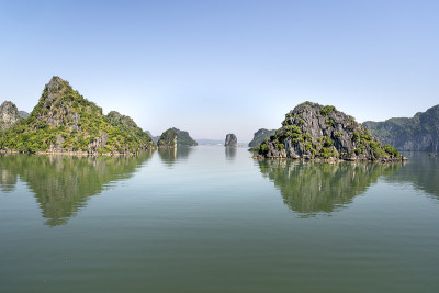 兰下湾，靠近下龙湾，越南