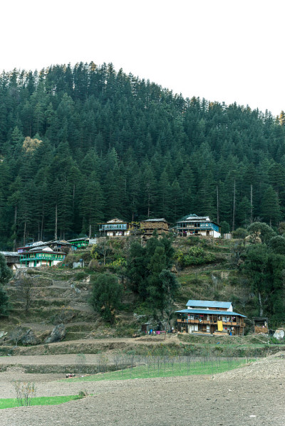 喜马拉雅山喜马偕尔的典型高山木屋