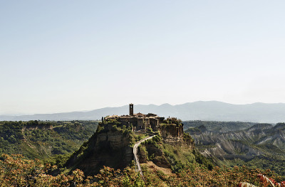 巴格诺里格奥与荒地山谷的Civita