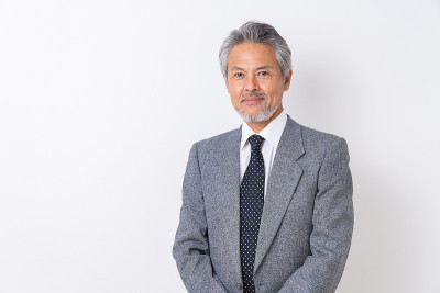 资深亚洲商人