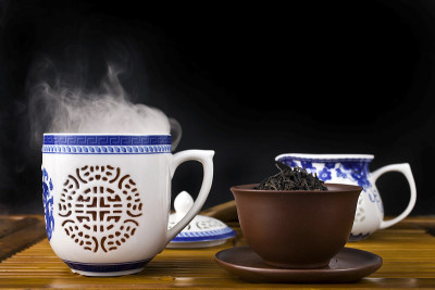 一杯正山小种红茶