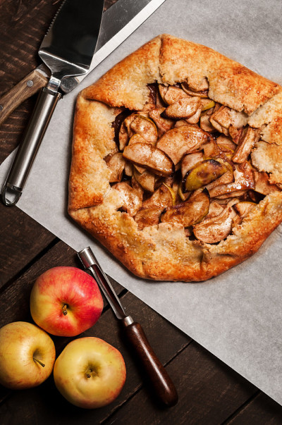 Apple Galette在乡村设置