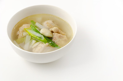自制的鸡肉蔬菜汤