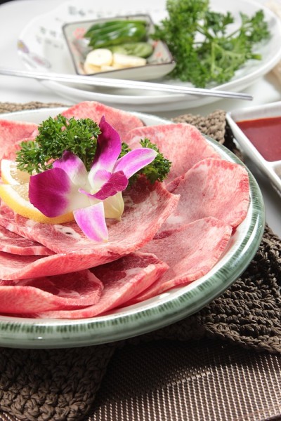 生牛肉