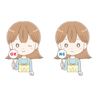 有OK和NG车牌的女孩