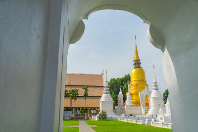 金塔wat suandok寺，泰国清迈