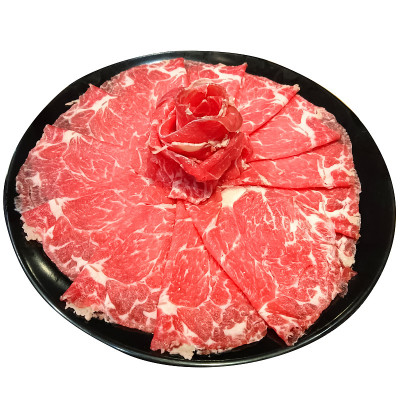 大群玫瑰形状的牛肉片