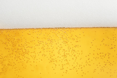 接近啤酒泡沫和泡沫