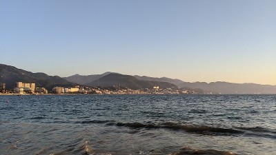 巴亚尔塔港河(图4)