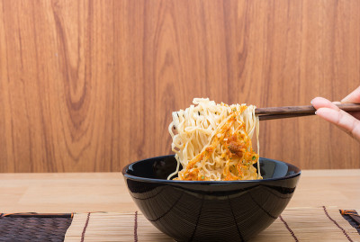 黑杯麻辣卷面