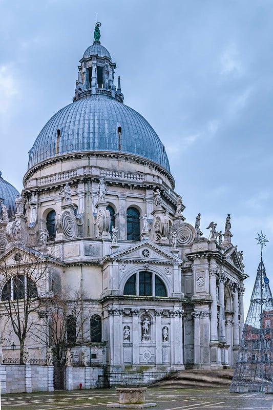 Santa Maria della Salute 外立面