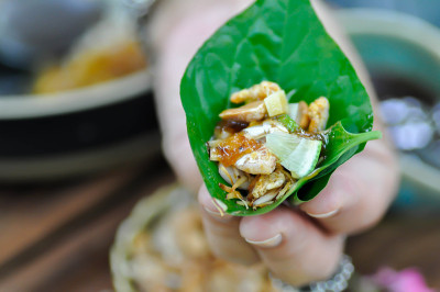 或者蔬菜卷，或者Miang kham，一种来自泰国的传统东南亚小吃