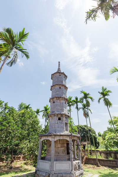 宝莲塔在但塔寺