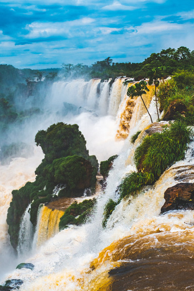 魔鬼喉瀑布景观在Iguazú