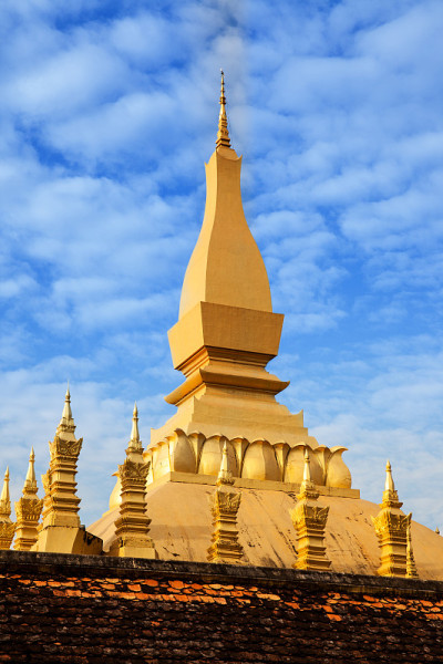 位于万象的Pha That Luang(寺庙)，老挝的象征。