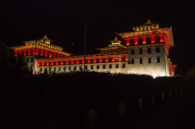 廷布宗的夜晚