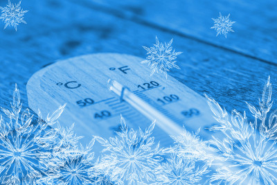冷温度计，冰霜雪花温度冻天概念。