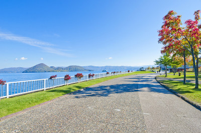 日本北海道洞爷湖和Yotei山的风景。