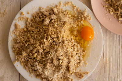 面粉和鸡蛋