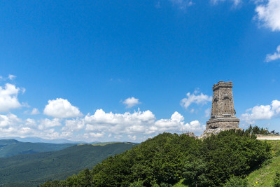 保加利亚，斯塔拉普莱尼娜(巴尔干)山和自由纪念碑