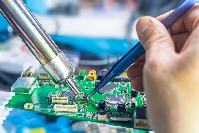 技术支持人员降低费用PCB